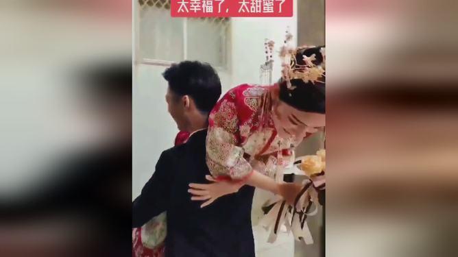 炮轰男爵